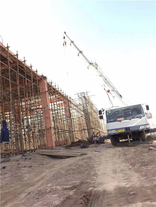 老河口市25 吨、50 吨吊车怎么选？多大重量 / 半径适合对应车型？