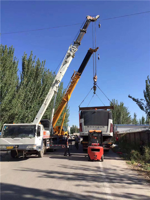 老河口市港口集装箱搬运案例